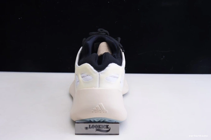 FW4980 Adidas V3 Azael Yeezy Boost 700 0814